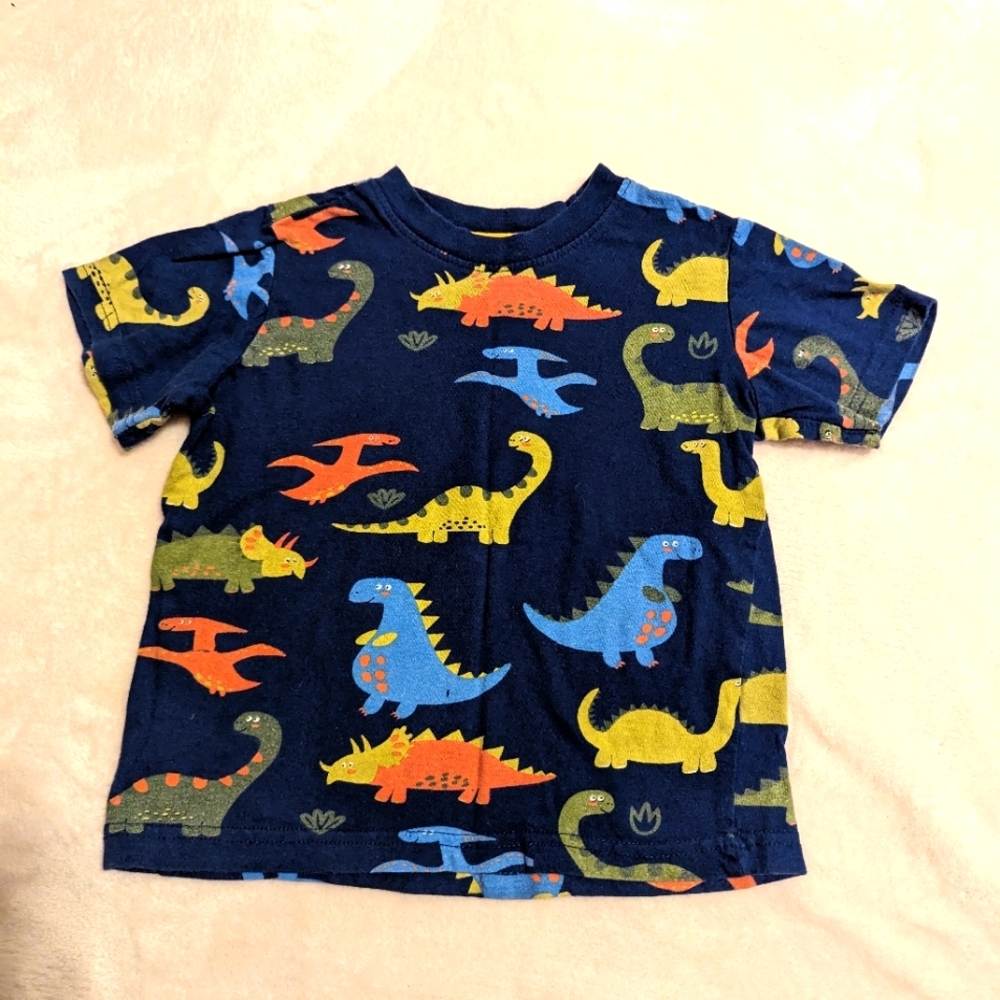 5/$20  10Threads Dinosaur 🦖🦕 Short Sleeve Tshirt